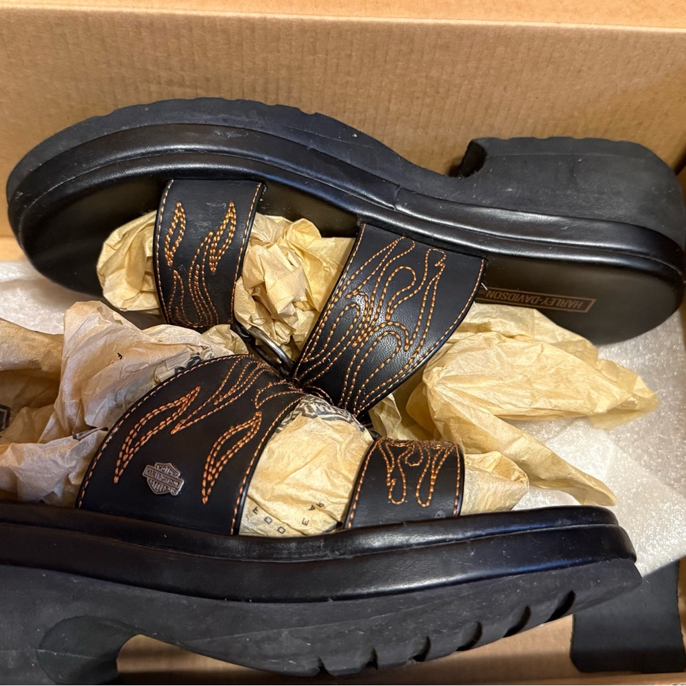 Harley-Davidson Black and Orange Sandals - Picture 4 of 4